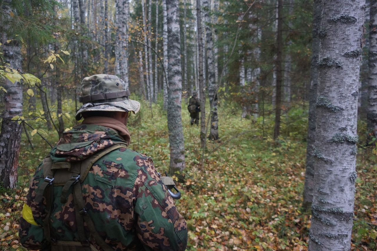 Choisir son terrain d’Airsoft : des CQB aux terrains boisés