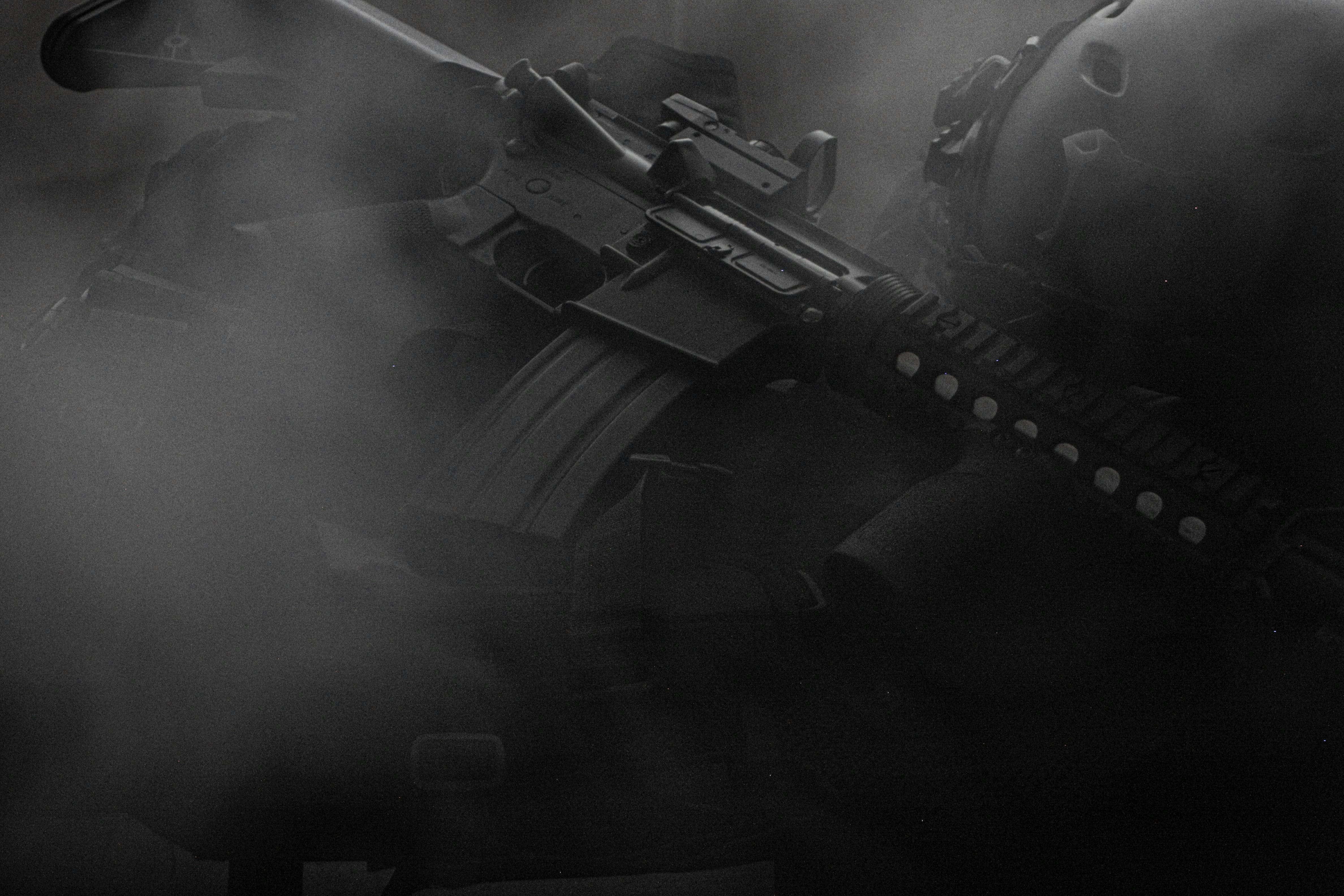 Airsoft extrême : jouer sous la pluie, la neige ou en pleine nuit