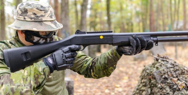 Comment choisir son premier pistolet pour débuter dans l’airsoft ?